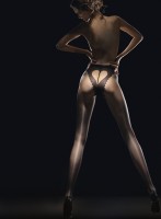 Fiore - 20 denier sheer tights with sensuous heart pattern Fiore - 20 denier sheer tights with sensuous heart pattern