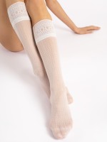 Fiore - 20 denier long socks with a delicate diamond pattern and an elegant lace top Fiore - 20 denier long socks with a delicate diamond pattern and an elegant lace top