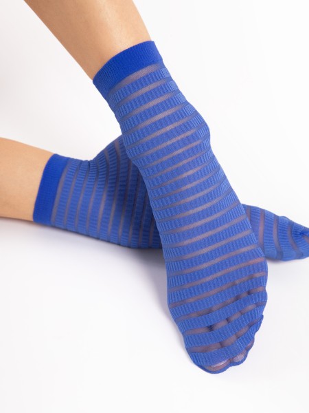 Fiore - 20 denier semi-sheer striped ankle socks